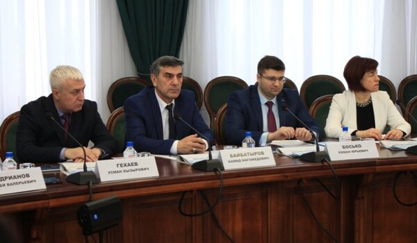 Сотрудники Счетной палаты Чеченской Республики совместно с представителями контрольно-счетных органов