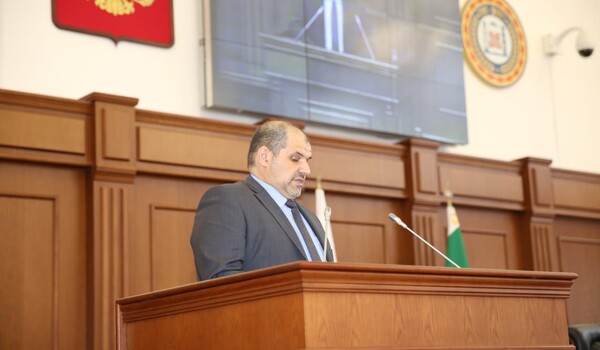 30 мая 2019 года Председатель Счетной палаты Чеченской Республики - А-Х.С. Байбетиров выступил с докладом о деятельности Счетной палаты Чеченской Республики за 2018 год на очередном заседании