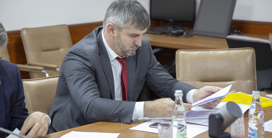 Заместитель Председателя Счетной палаты Чеченской Республики Хутуев Иса Саид-Магомедович принял участие в заседании Президиума